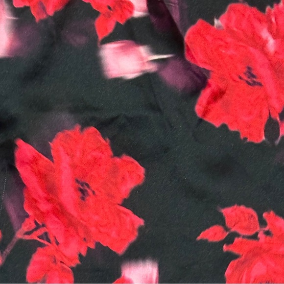 Medium Victoria’s Secret VS Floral Black and Red Women's Shorts - Picture 8 of 9